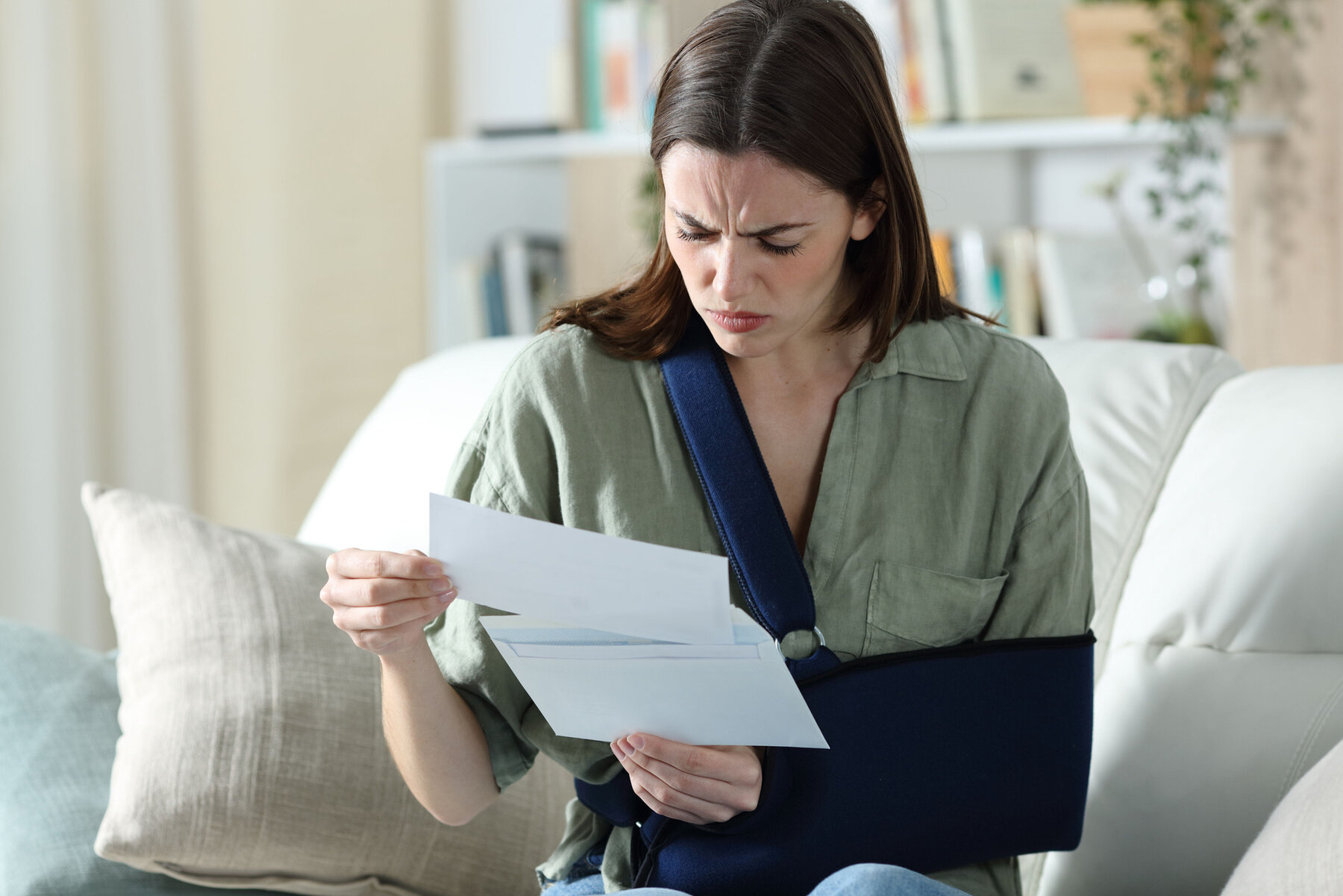 Krankenverssicherung fordert Rückzahlung von Krankengeld. Krankenverssicherung fordert Rückzahlung von Krankengeld.